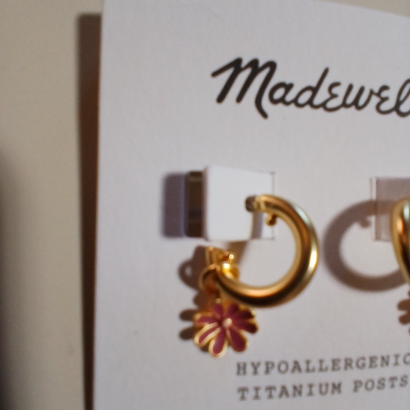 ❤️Madewell❤️ Daisy Enamel Small Hoop Earrings 💥💥 - Picture 4 of 9